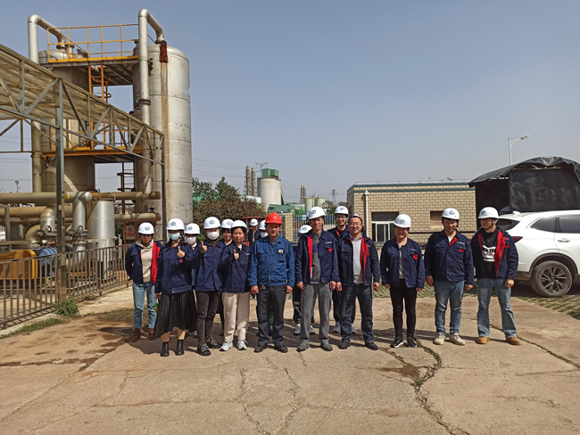 El 20 de marzo de 2024, el equipo dirigido por el Director Técnico de Weyeah Power visitó el gran vertedero de basura en Yangluo, Wuhan, para realizar una inspección del proyecto.