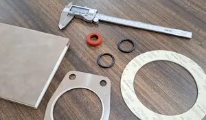gas-engine-spare-parts-assortment-gaskets-o-rings-sealing-components.webp
